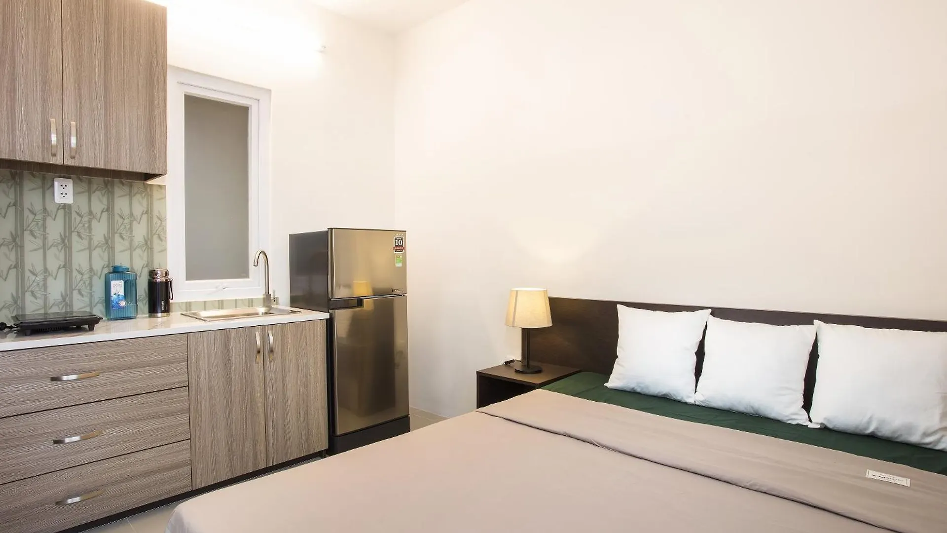 Sen Hotel Ho Chi Minh City 0*,  Vietnam
